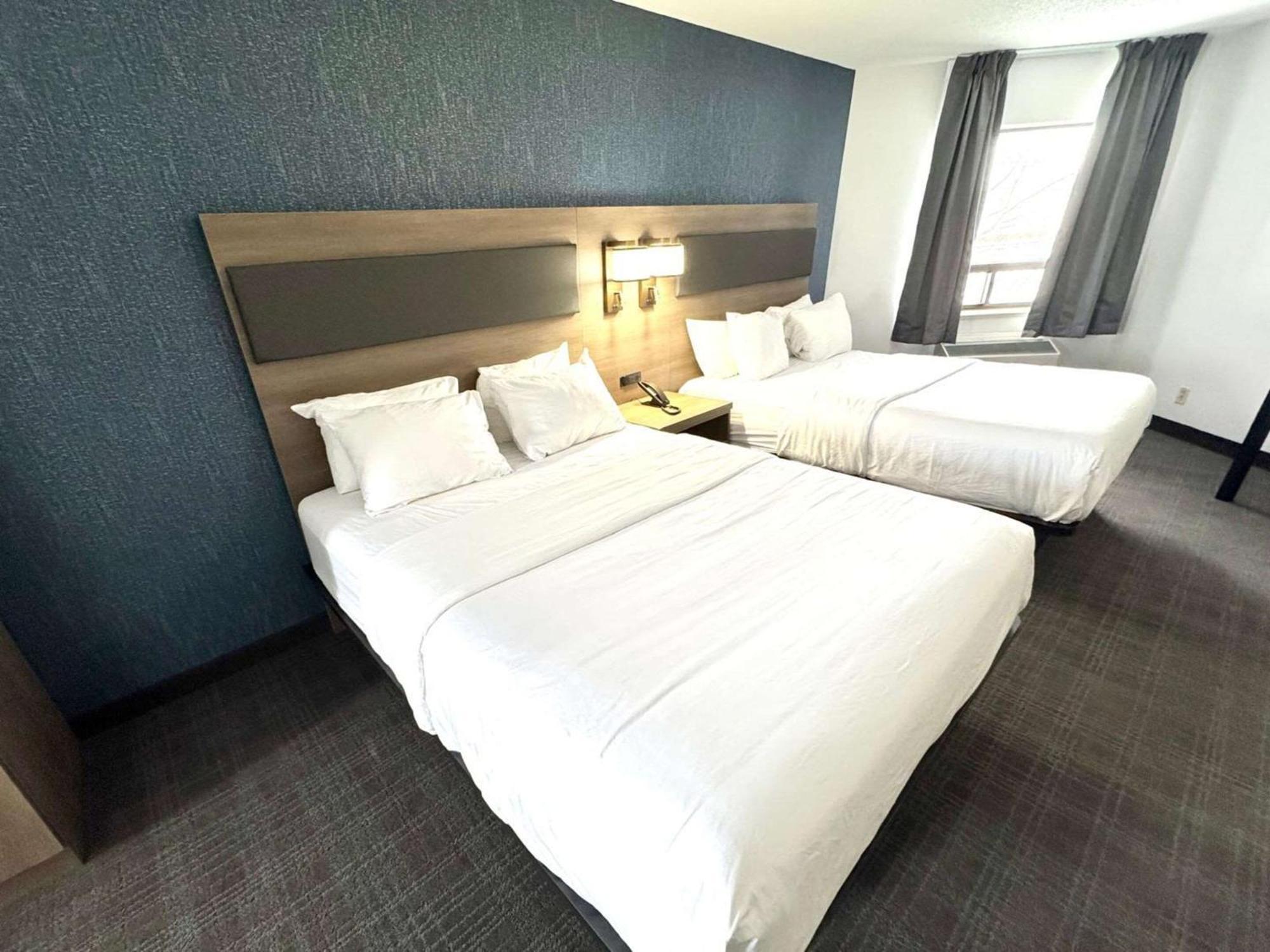 Comfort Inn Sainte-Catherine Exterior foto