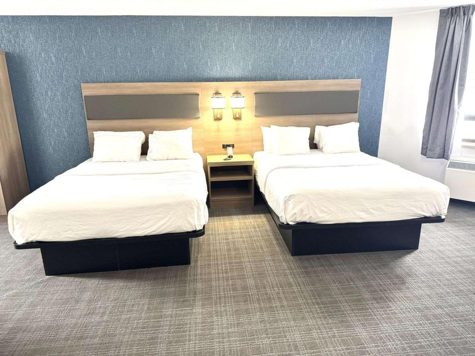 Comfort Inn Sainte-Catherine Exterior foto